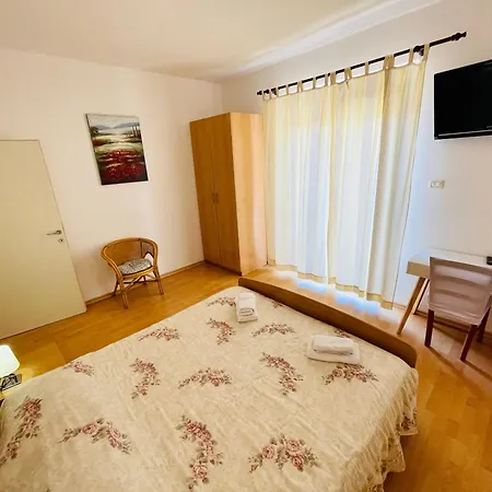 Viler Apartment