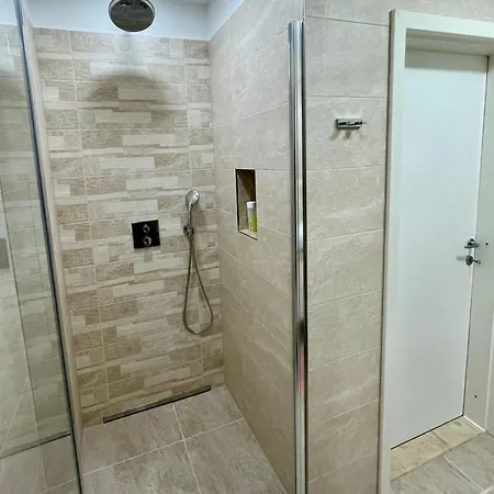 Apartment Viler Izola