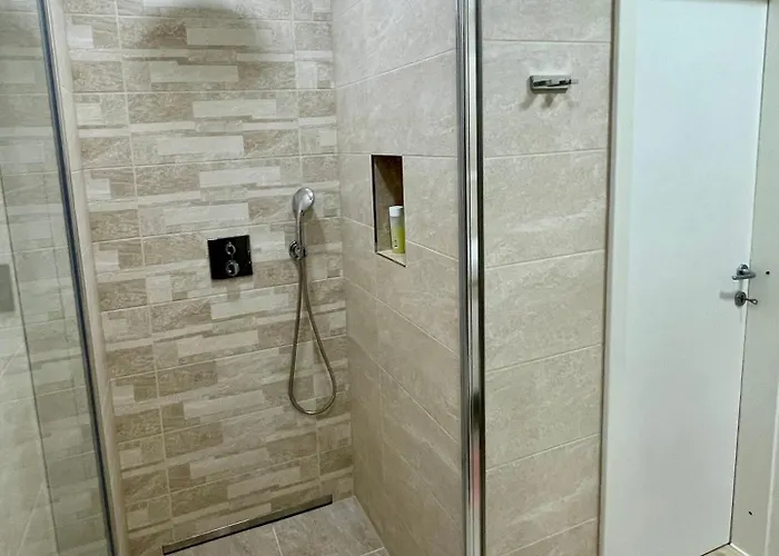 アパート Viler イゾラ